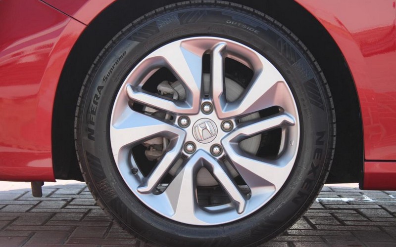 HONDA ACCORD (2018)