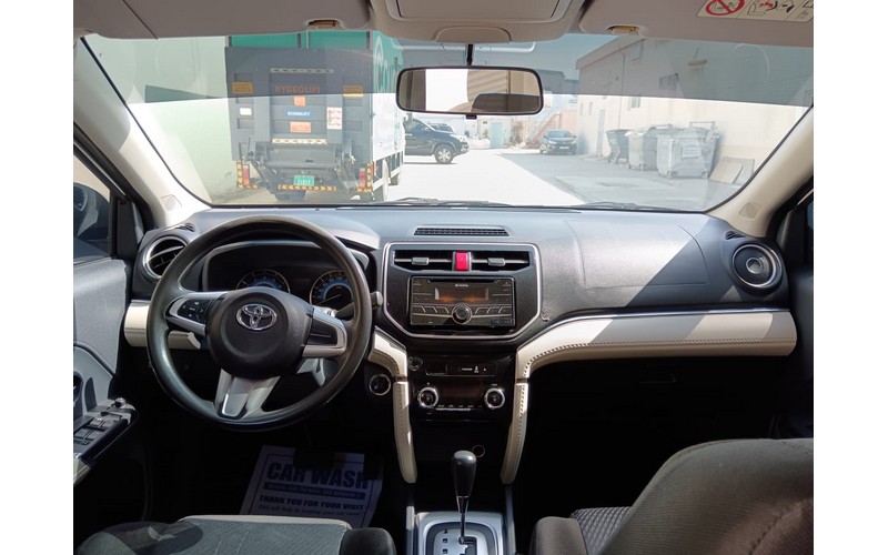 TOYOTA RUSH (2019)