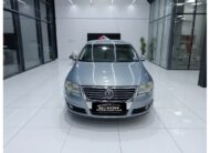 VOLKSWAGEN PASSAT (2010)