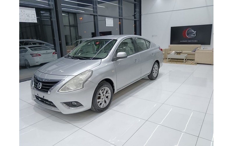 NISSAN SUNNY (2016)