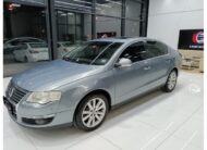 VOLKSWAGEN PASSAT (2010)