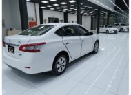 NISSAN SENTRA (2015)