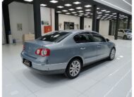 VOLKSWAGEN PASSAT (2010)