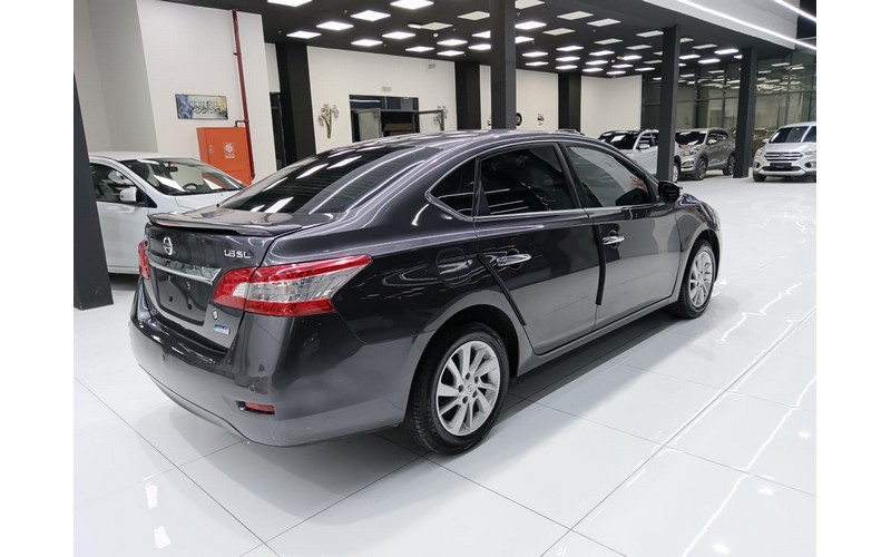 NISSAN SENTRA (2015)
