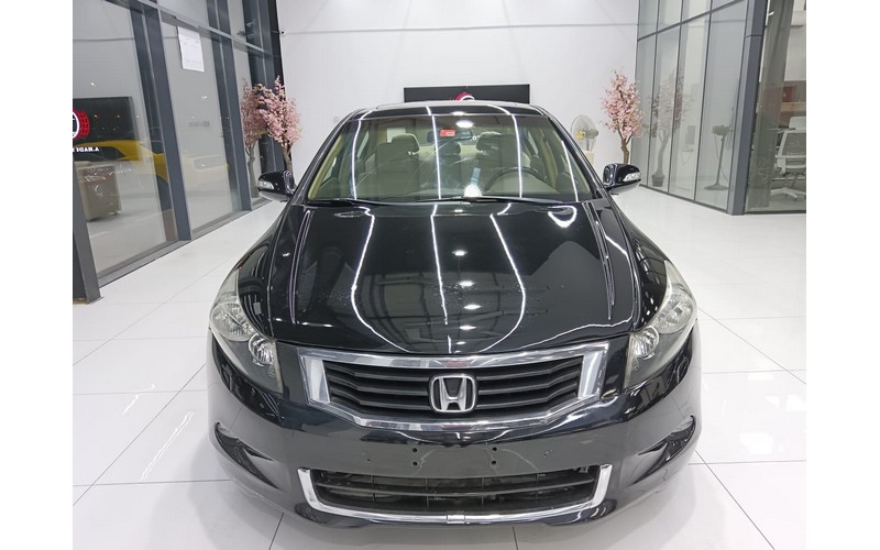 HONDA ACCORD (2009)