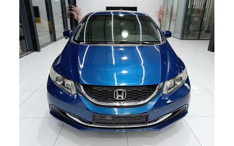 HONDA CIVIC (2015)