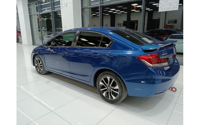 HONDA CIVIC (2015)