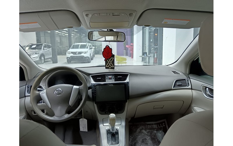 NISSAN SENTRA (2013)