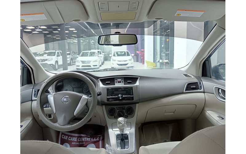 NISSAN TIIDA (2016)
