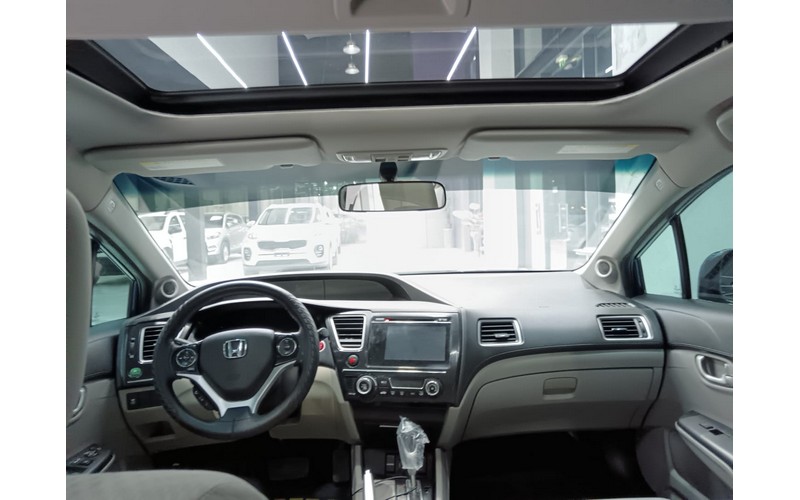 HONDA CIVIC (2015)