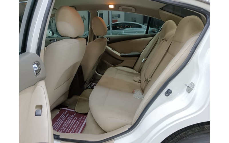 NISSAN ALTIMA (2012)